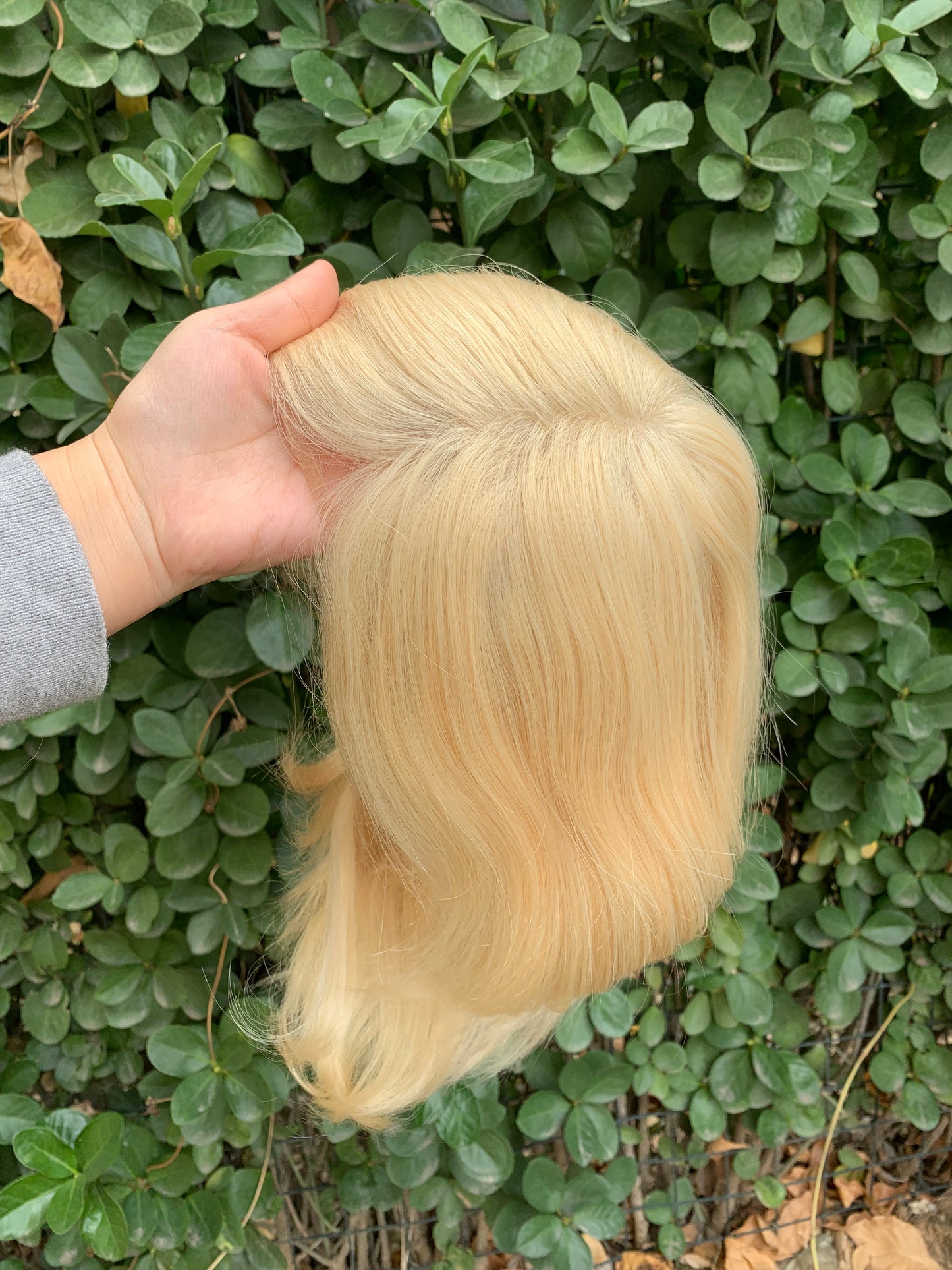 Luxe medical wig 60 color 8inch